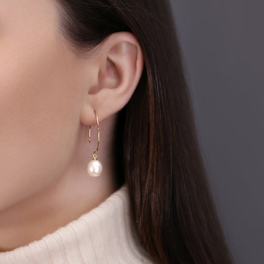 14 Karat Gold Freshwater Pearl Textured Earrings - Delicate – MONOLISA