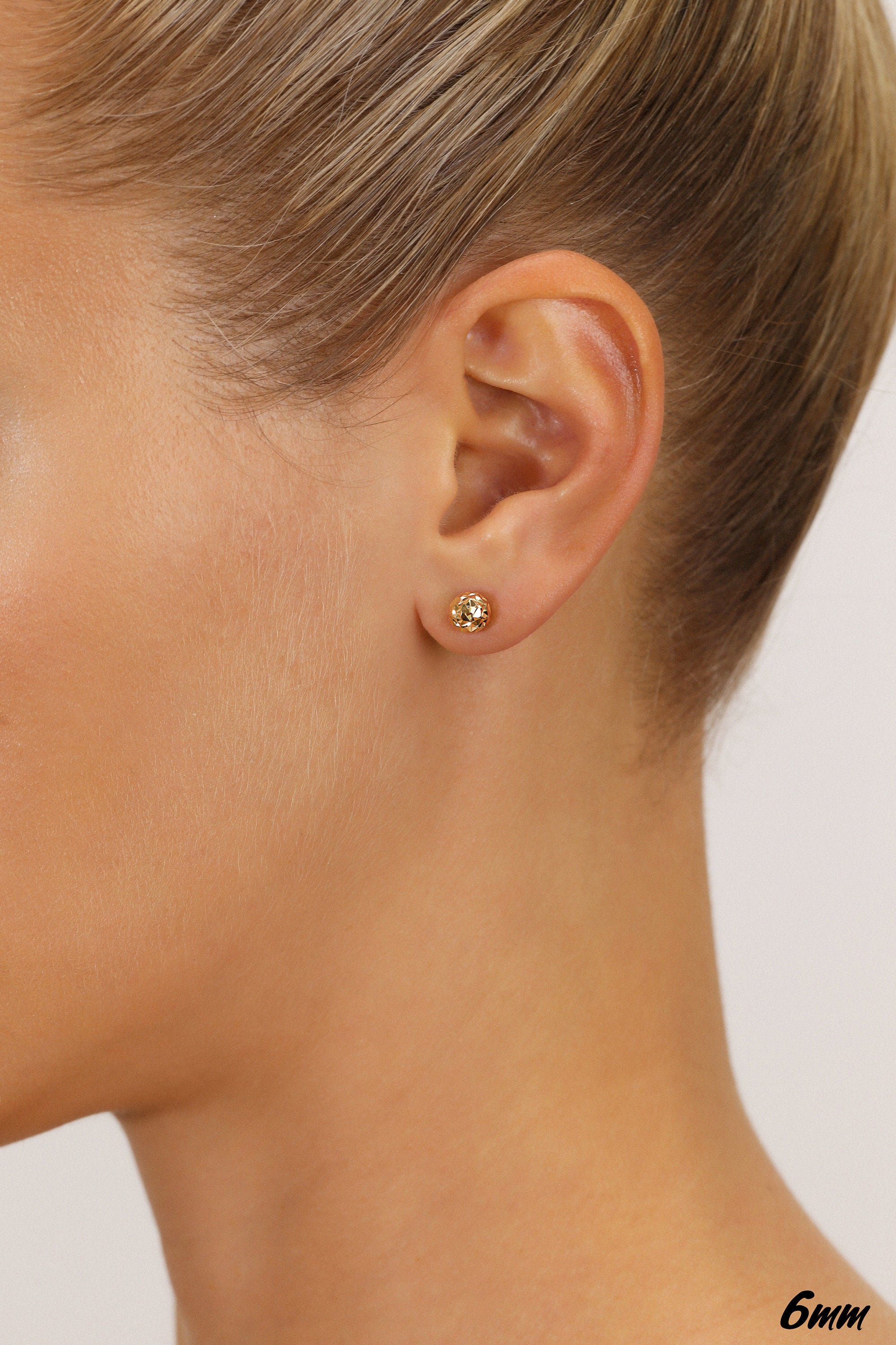 Yellow Gold Ball Stud Earrings | KLENOTA